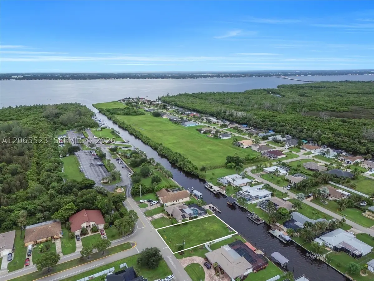 2328 SE 15, Cape Coral, FL 33990 - #1