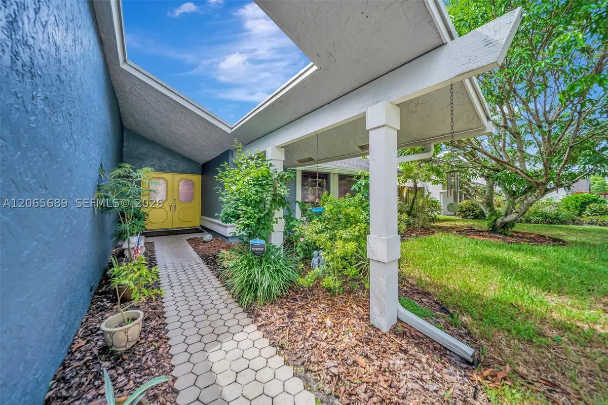 620 E Plantation, Plantation, FL 33324 - #1