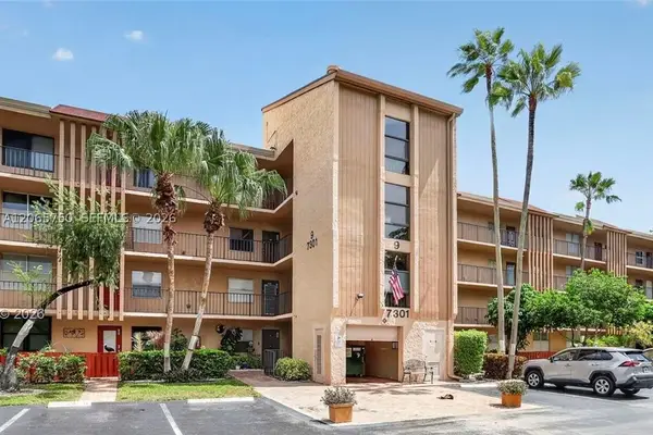 7301 NW 1st #106, Margate, FL 33063