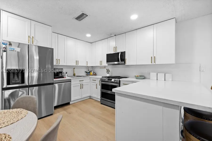 8921 NW 26th, Sunrise, FL 33322 - #2