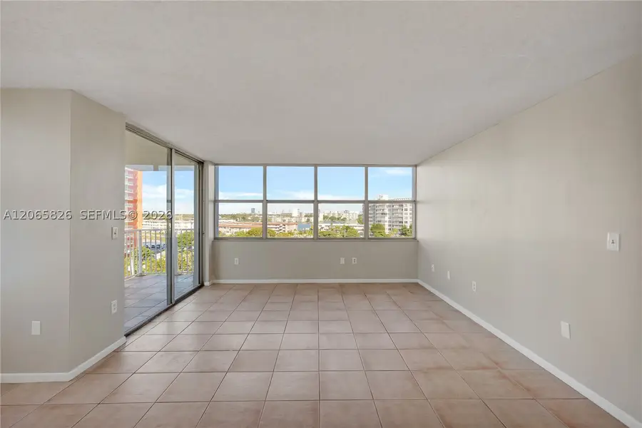 1300 NE Miami Gardens #714E, Miami, FL 33179 - #3