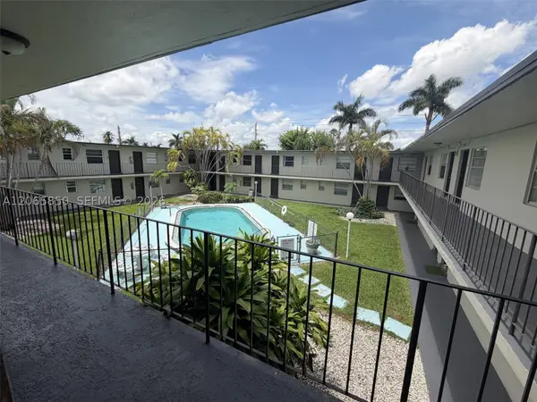 3901 SW 112th #40, Miami, FL 33165