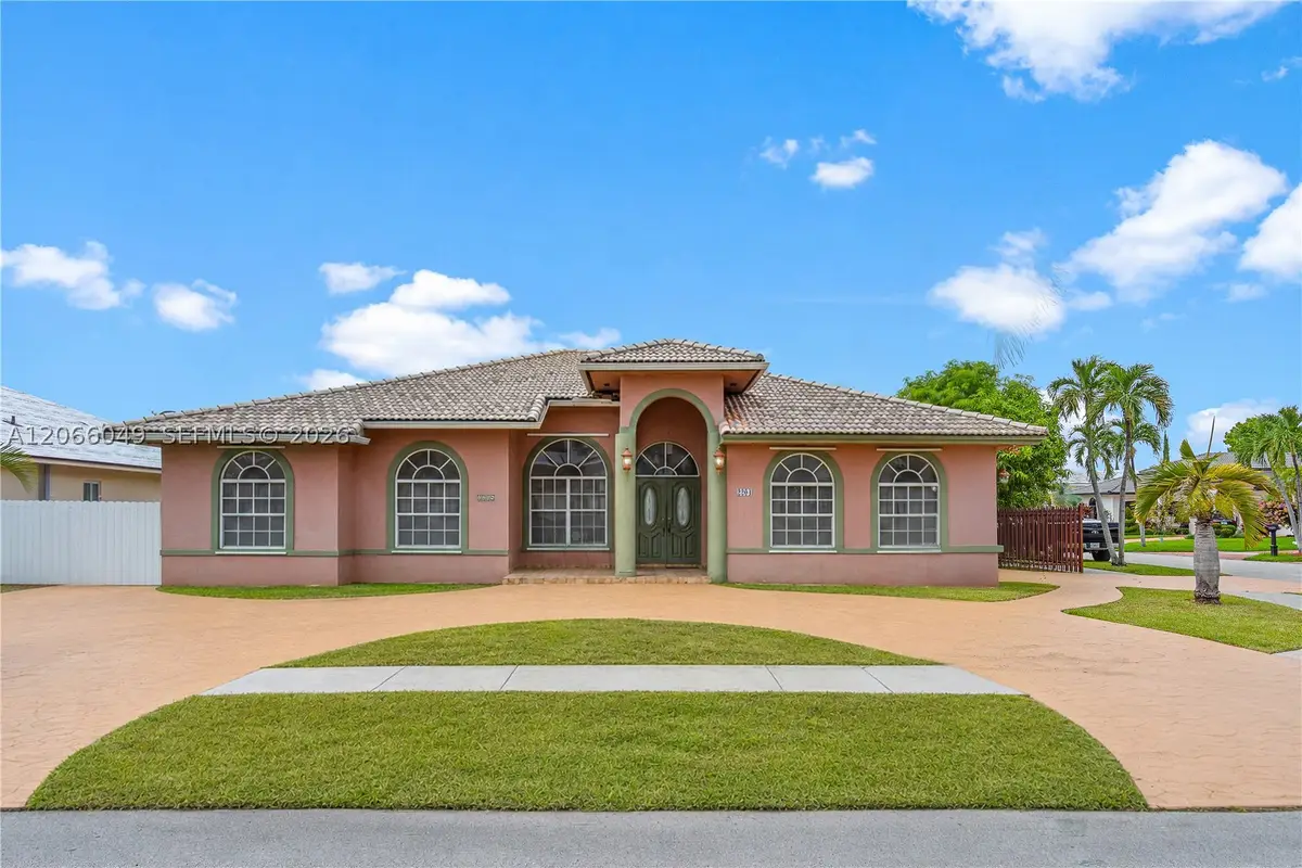 2204 SW 142nd, Miami, FL 33175 - #1