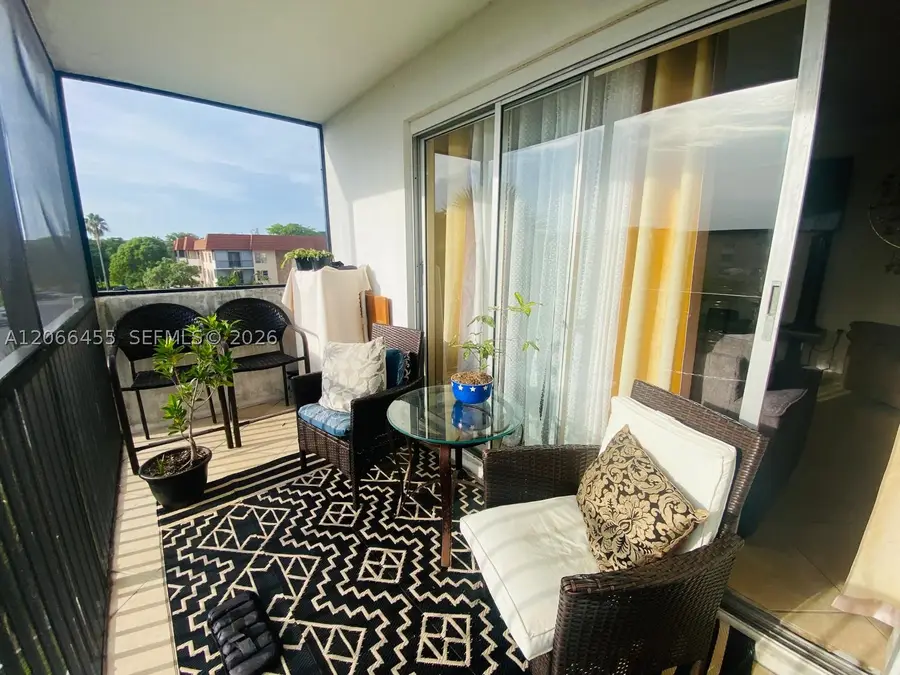 4164 Inverrary #415, Lauderhill, FL 33319 - #2