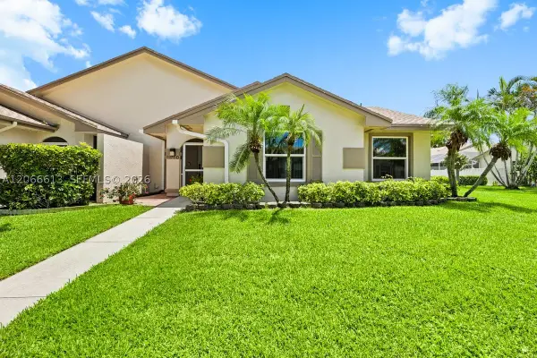 9370 Boca Gardens #D, Boca Raton, FL 33496