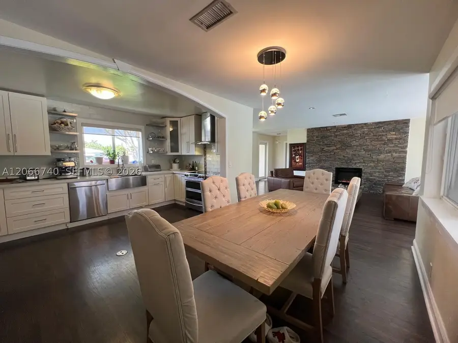 3460 Buchanan, Hollywood, FL 33021 - #3