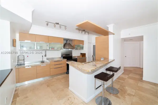 17100 N Bay #1501, Sunny Isles Beach, FL 33160