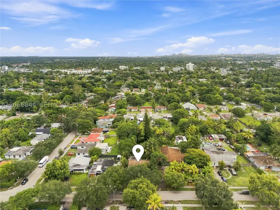 2541 Washington, Hollywood, FL 33020 - #3