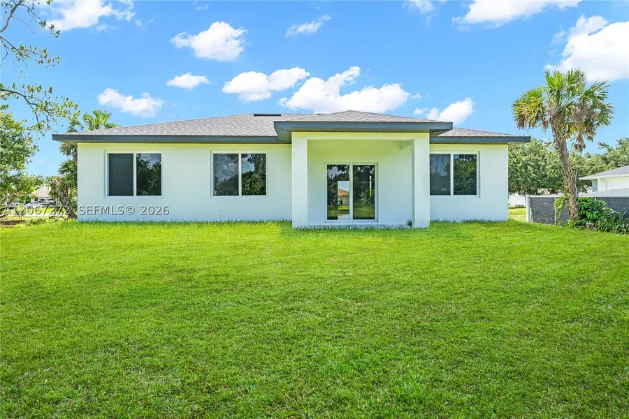 718 718 Robert, Lehigh Acres, FL 33936 - #3