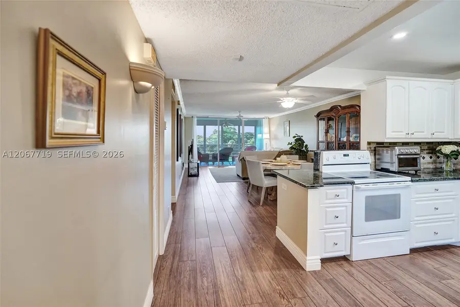 605 Oaks #504, Pompano Beach, FL 33069 - #2