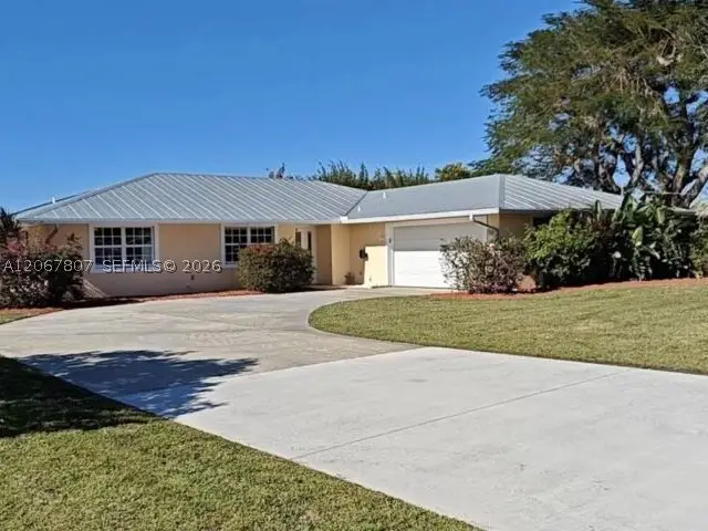 2472 NW Everglades, Stuart, FL 34994 - #1