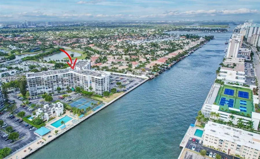 1000 Parkview #825, Hallandale, FL 33009 - #2