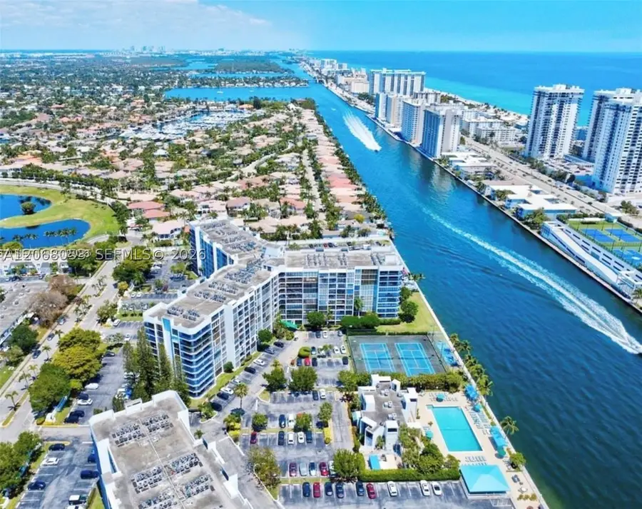 1000 Parkview #825, Hallandale, FL 33009 - #3