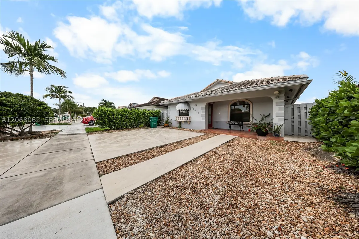 10033 NW 126th, Hialeah Gardens, FL 33018 - #1