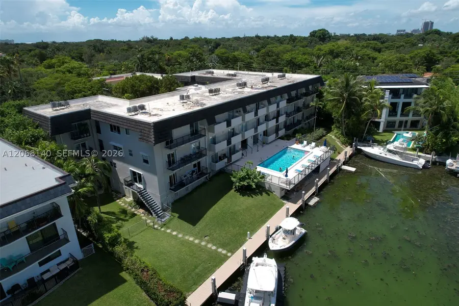 6815 Edgewater #301, Coral Gables, FL 33133 - #3