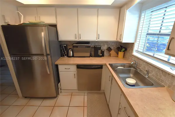 2666 Emory Dr East #F, West Palm Beach, FL 33415