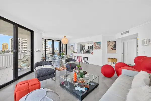 1000 Island #1204, Aventura, FL 33160