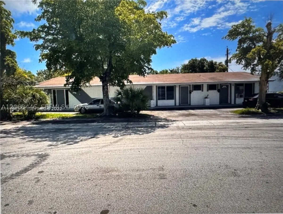 12501 NE 5th, North Miami, FL 33161 - #1