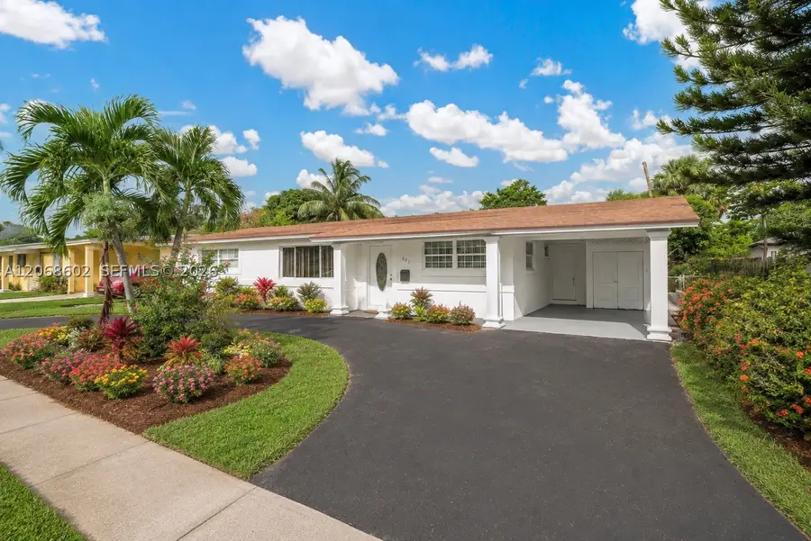 621 SW 30th, Fort Lauderdale, FL 33312 - #2