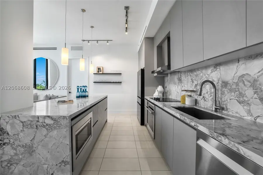 1030 15th #PH3, Miami Beach, FL 33139 - #3