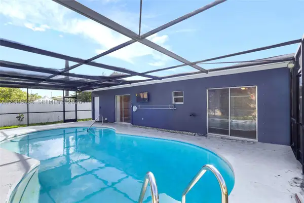 1854 Lauderdale Manor, Fort Lauderdale, FL 33311