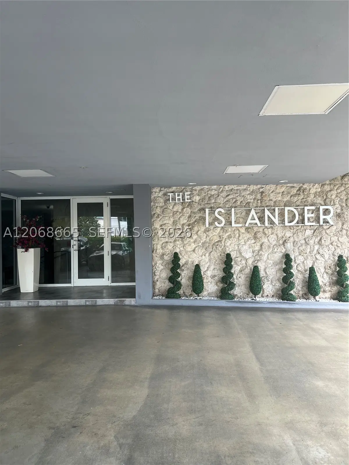 1255 Collins #705, Miami Beach, FL 33139 - #1