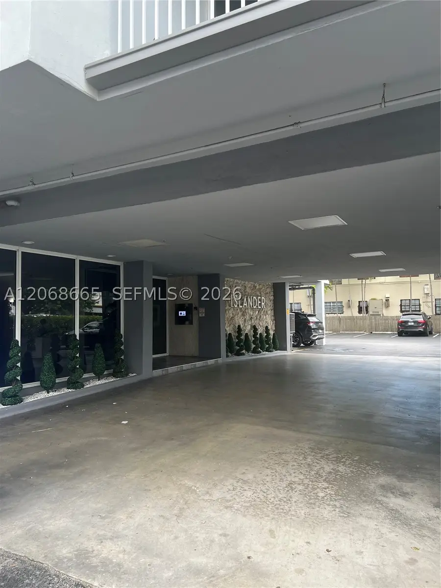 1255 Collins #705, Miami Beach, FL 33139 - #2