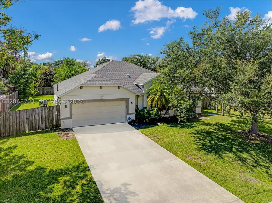 2826 SE Melaleuca, Port Saint Lucie, FL 34952 - #2
