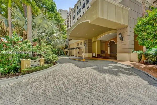 888 S Douglas #304, Coral Gables, FL 33134