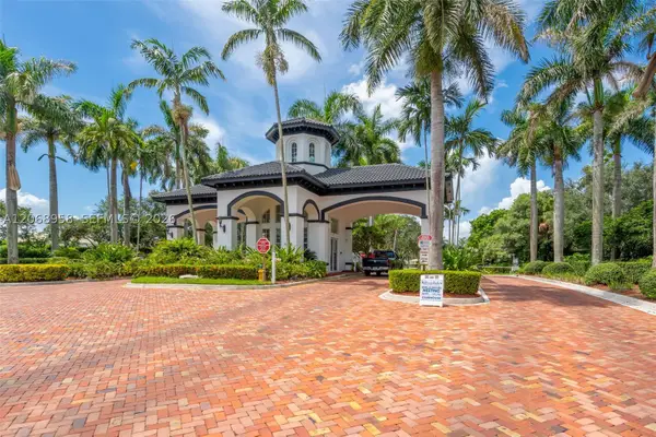 15747 SW 40th #213, Miramar, FL 33027