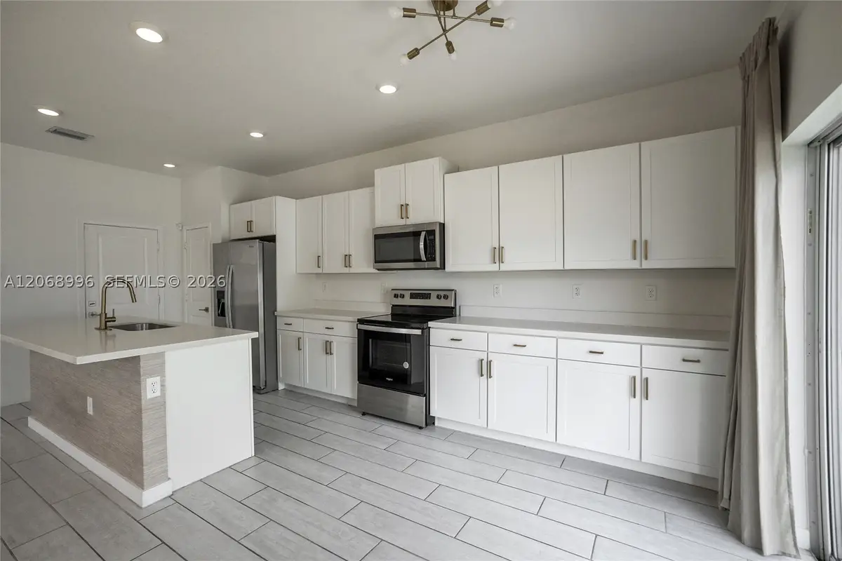 833 SE 19th, Homestead, FL 33034 - #1