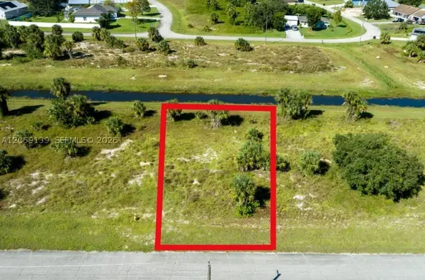 0 Saturn, Other Fl City, FL 33935