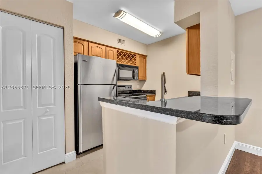 2850 N Oakland Forest #208, Oakland Park, FL 33309 - #2
