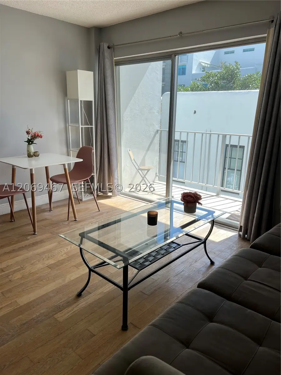 221 Meridian #305, Miami Beach, FL 33139 - #2