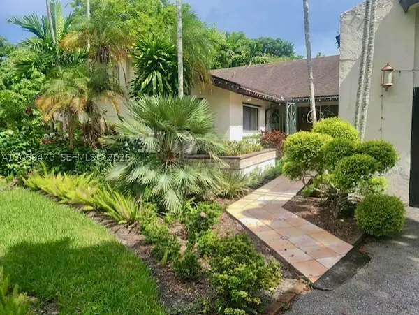10220 SW 91st, Miami, FL 33176