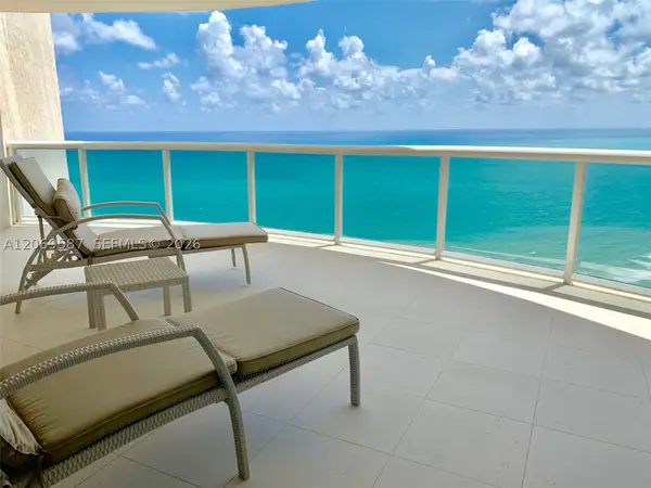 17555 Collins #3202, Sunny Isles Beach, FL 33160