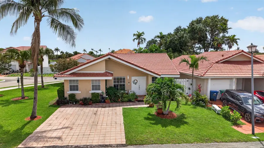 18847 NW 83rd, Hialeah, FL 33015 - #2