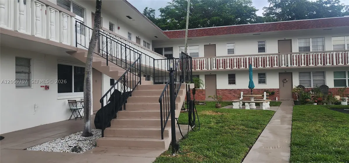 1555 N 12th #8B, Hollywood, FL 33019 - #1