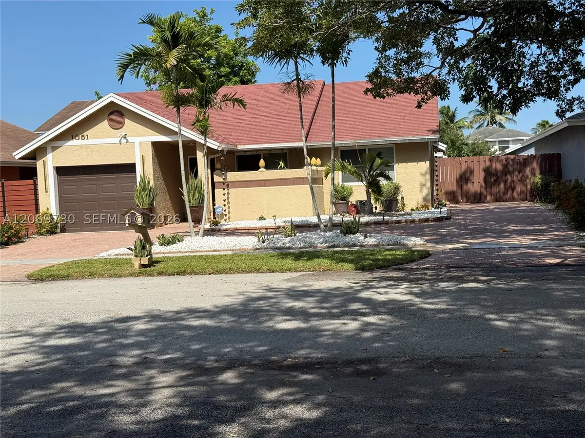 1051 SW 99th, Pembroke Pines, FL 33025 - #1