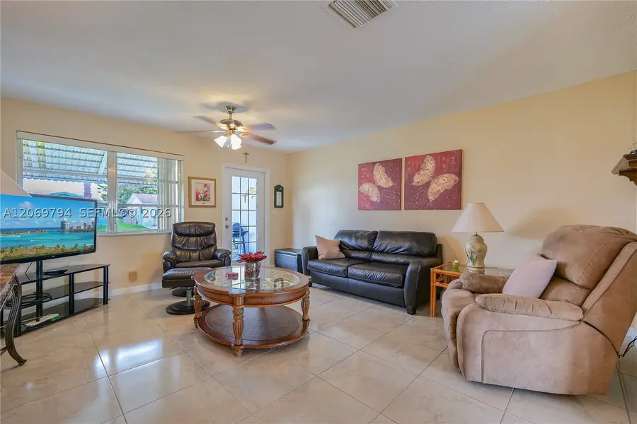 4712 NW 47th, Tamarac, FL 33319 - #3