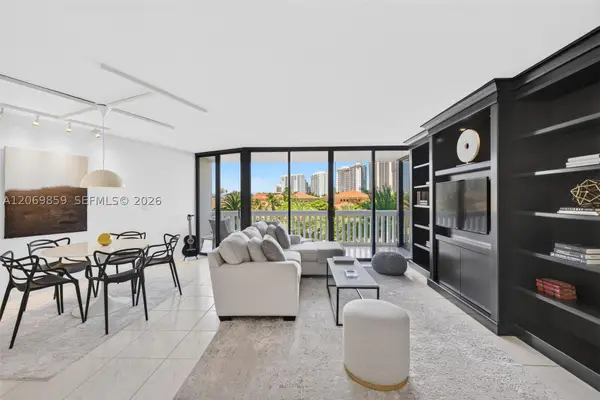 1000 Island #405, Aventura, FL 33160