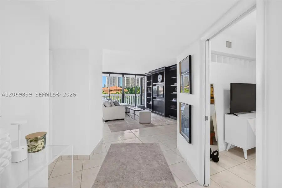 1000 Island #405, Aventura, FL 33160 - #2