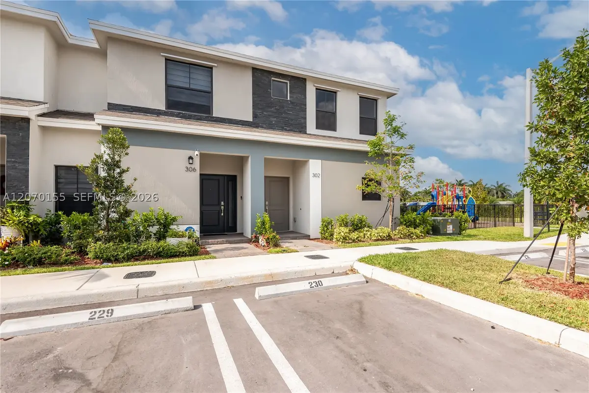 302 NE 1st #302, Florida City, FL 33034 - #1