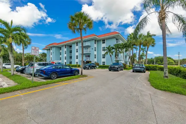 505 S Pine Island #B207, Plantation, FL 33324