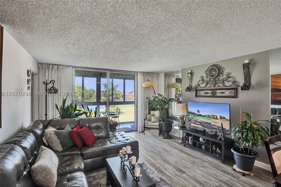 9461 Sunrise Lakes #208, Sunrise, FL 33322 - #3