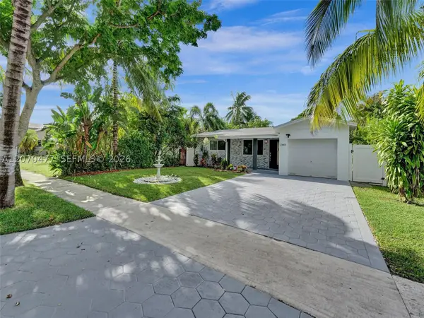 2446 Fillmore, Hollywood, FL 33020