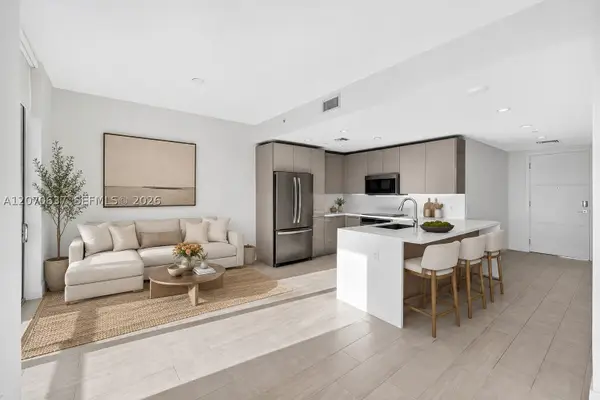 2000 Metropica #417, Sunrise, FL 33323