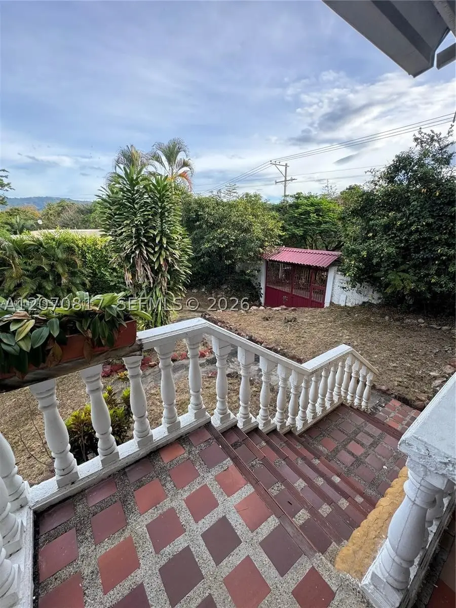 La Mesa El Penon, Mason, WV 252601 - #2