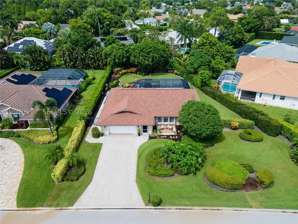 2236 Queens, Naples, FL 34112