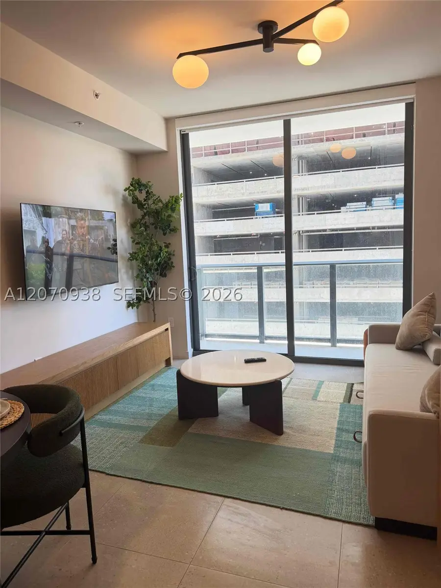 11 NE 6th #705, Miami, FL 33132 - #3